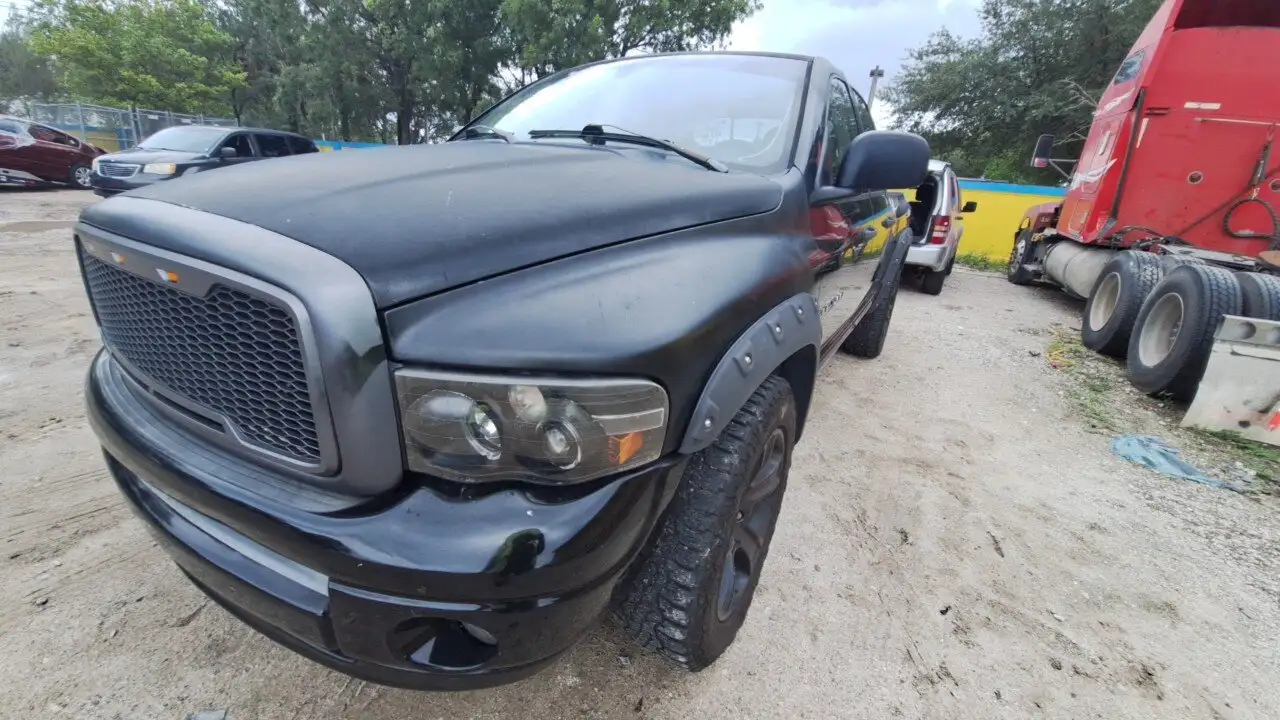 Photo of 2005 Dodge Ram 1500
