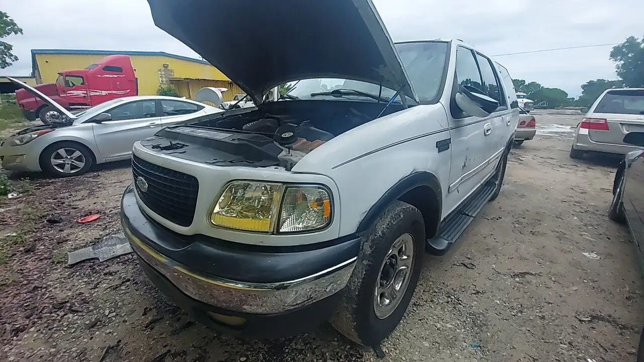 Photo of 2001 Ford Expedition