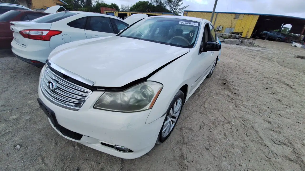 Photo of 2009 Infiniti M35