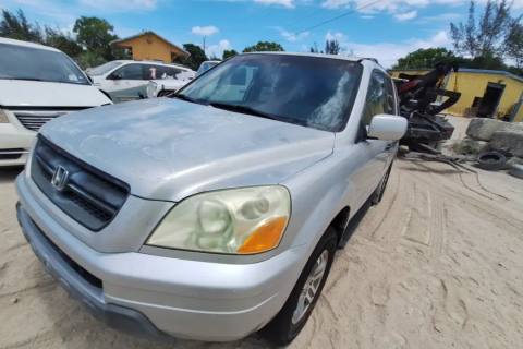 Photo of 2004 Honda Pilot