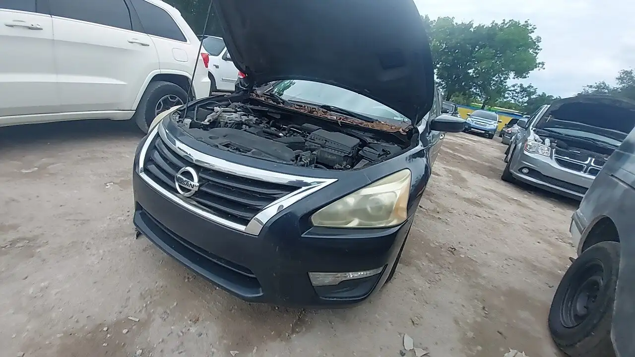 Photo of 2014 Nissan Altima