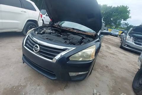 Photo of 2014 Nissan Altima
