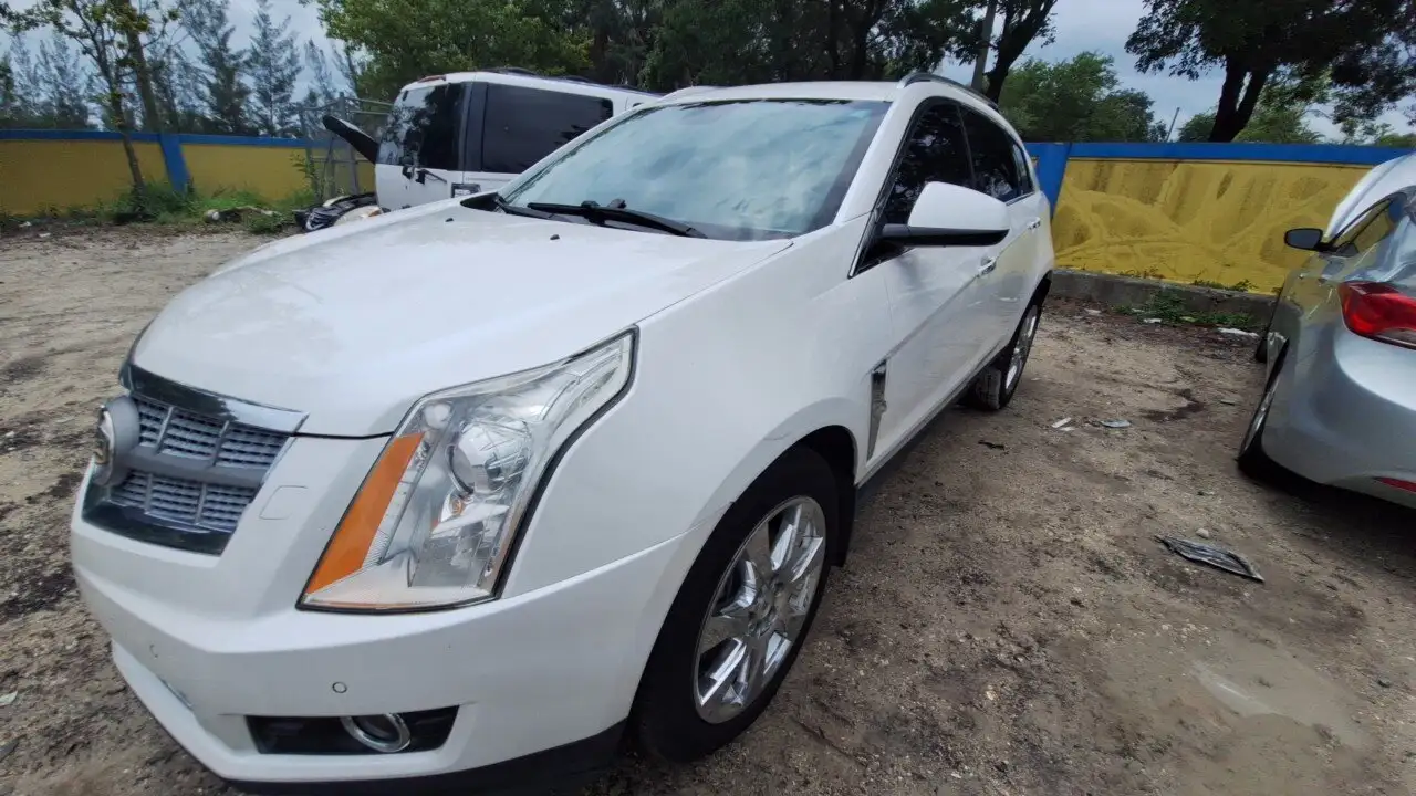 Photo of 2011 Cadillac Srx