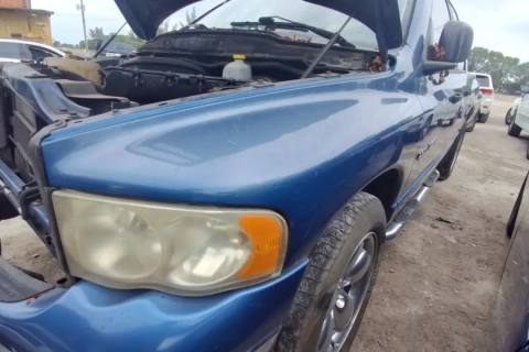 Photo of 2004 Dodge Ram 1500