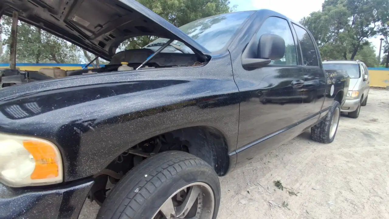 Photo of 2004 Dodge Ram 1500