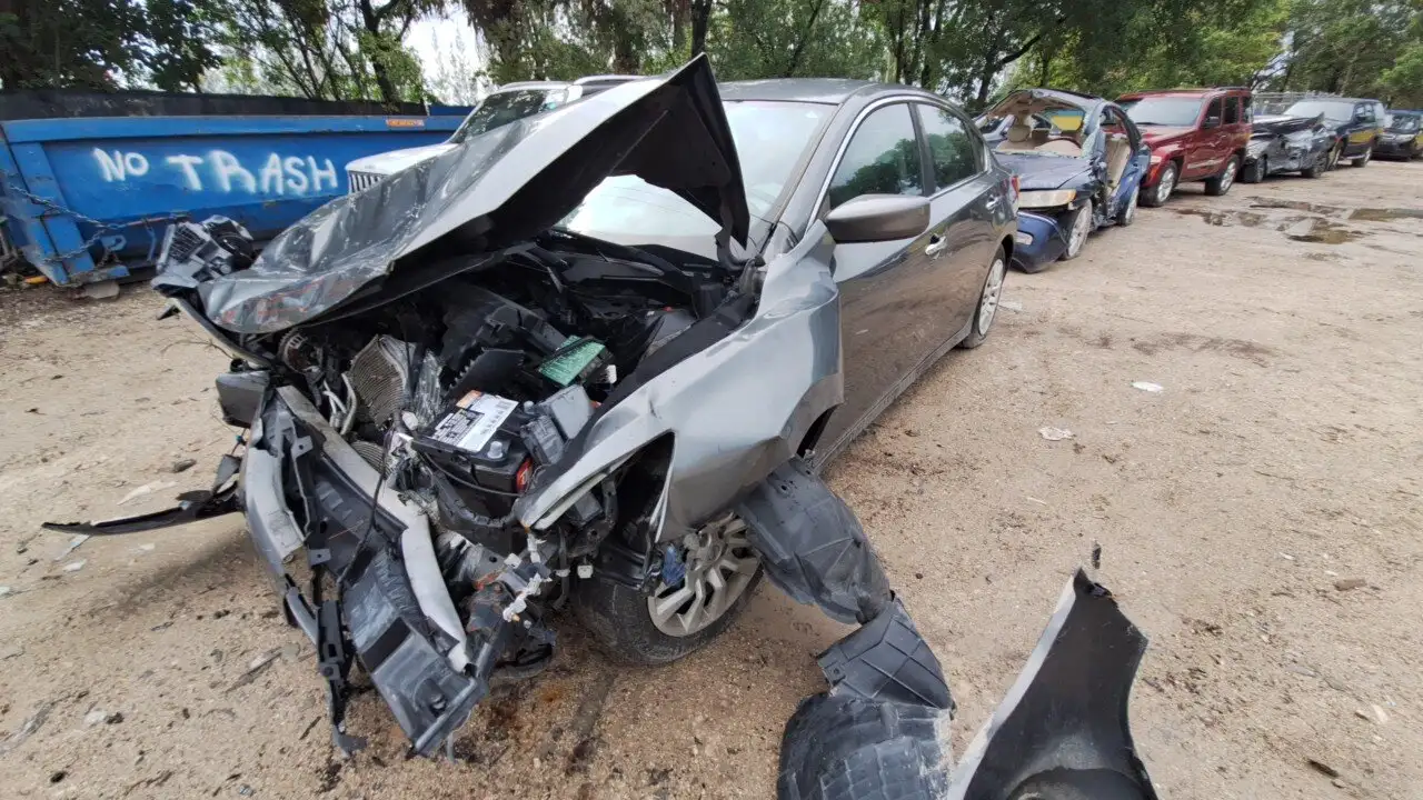 Photo of 2016 Nissan Altima