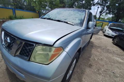 Photo of 2005 Nissan Pathfinder