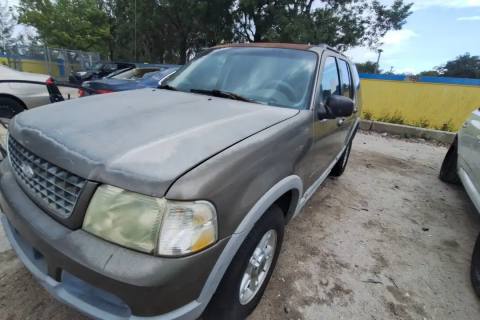 Photo of 2002 Ford Explorer