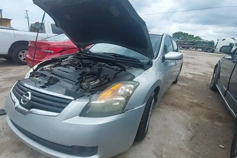 Photo of 2009 Nissan Altima