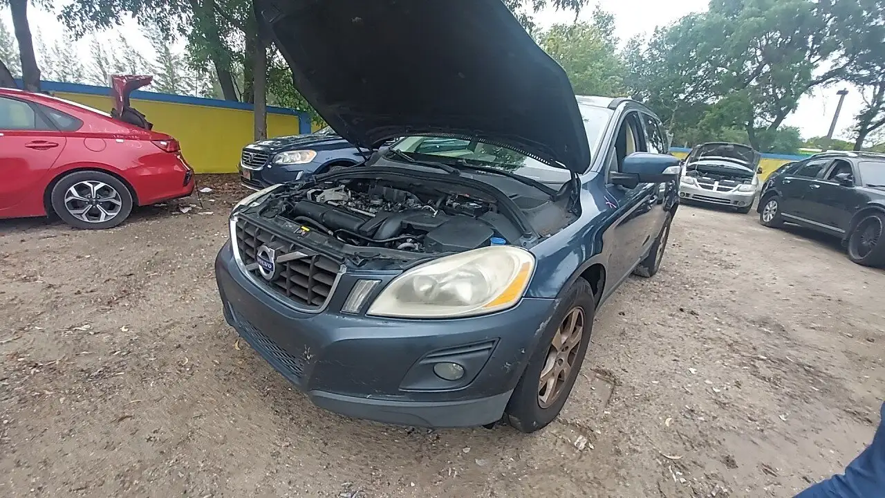 Photo of 2010 Volvo Xc60