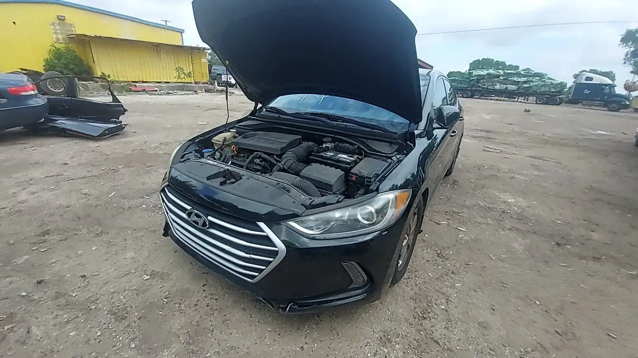 Photo of 2018 Hyundai Elantra