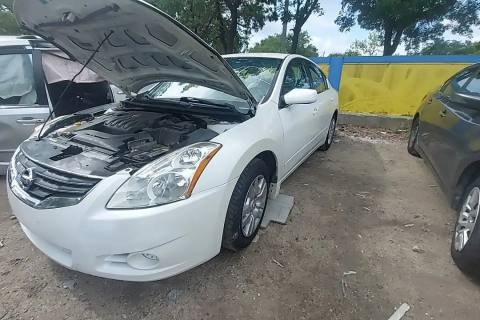 Photo of 2011 Nissan Altima