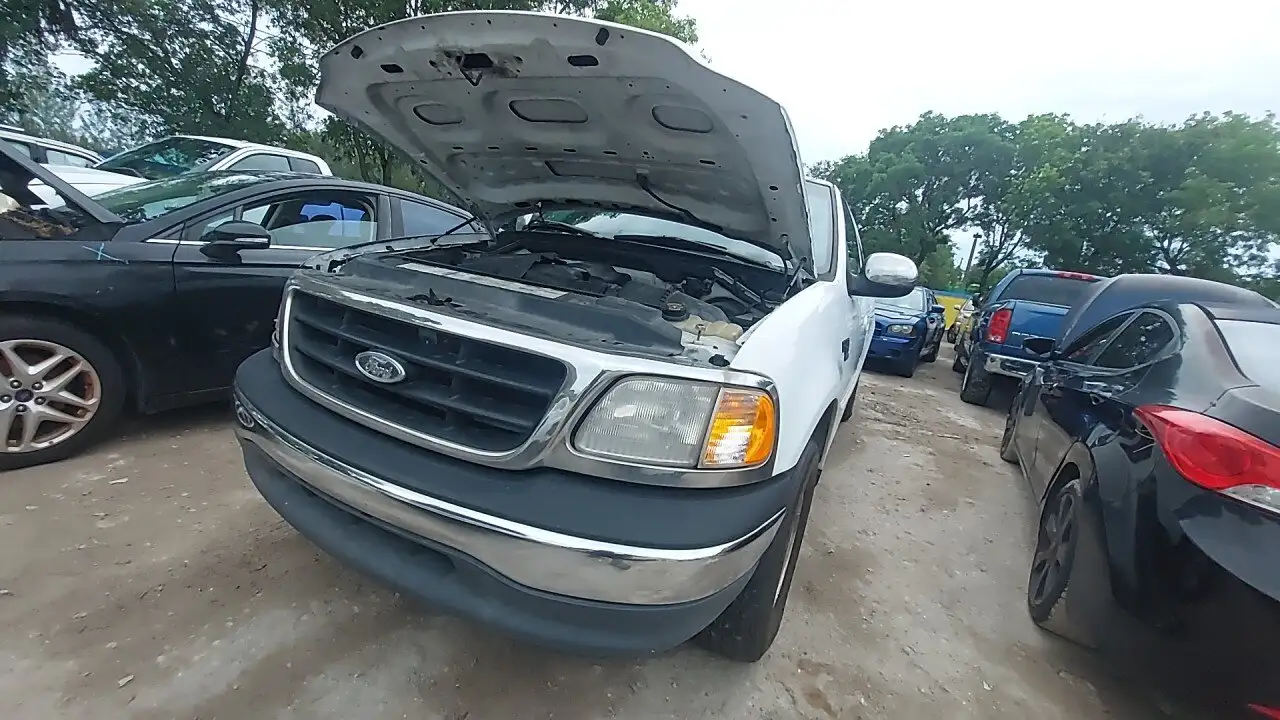 Photo of 2000 Ford F-150