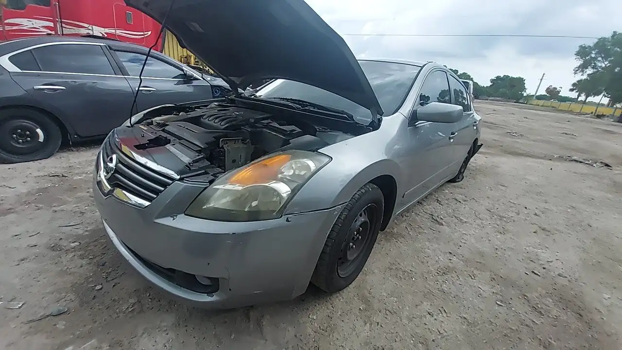Photo of 2009 Nissan Altima