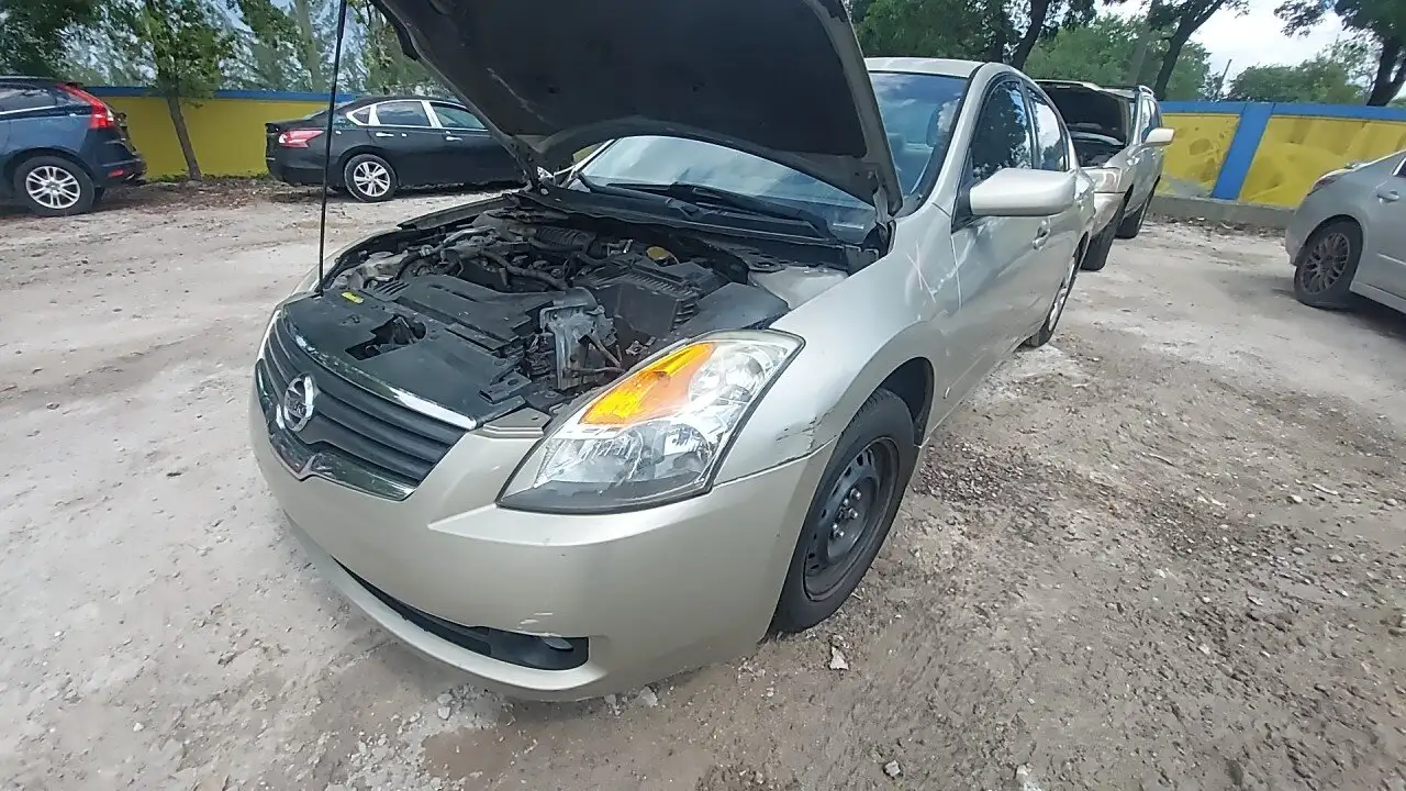 Photo of 2009 Nissan Altima