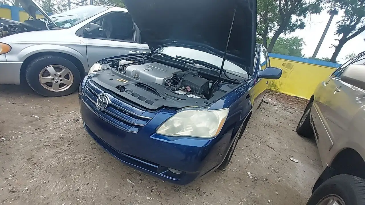 Photo of 2006 Toyota Avalon