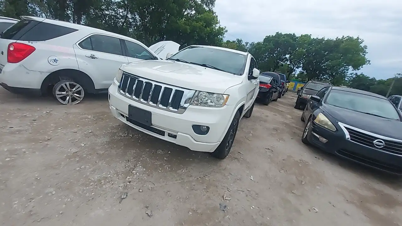 Photo of 2012 Jeep Grand Cherokee