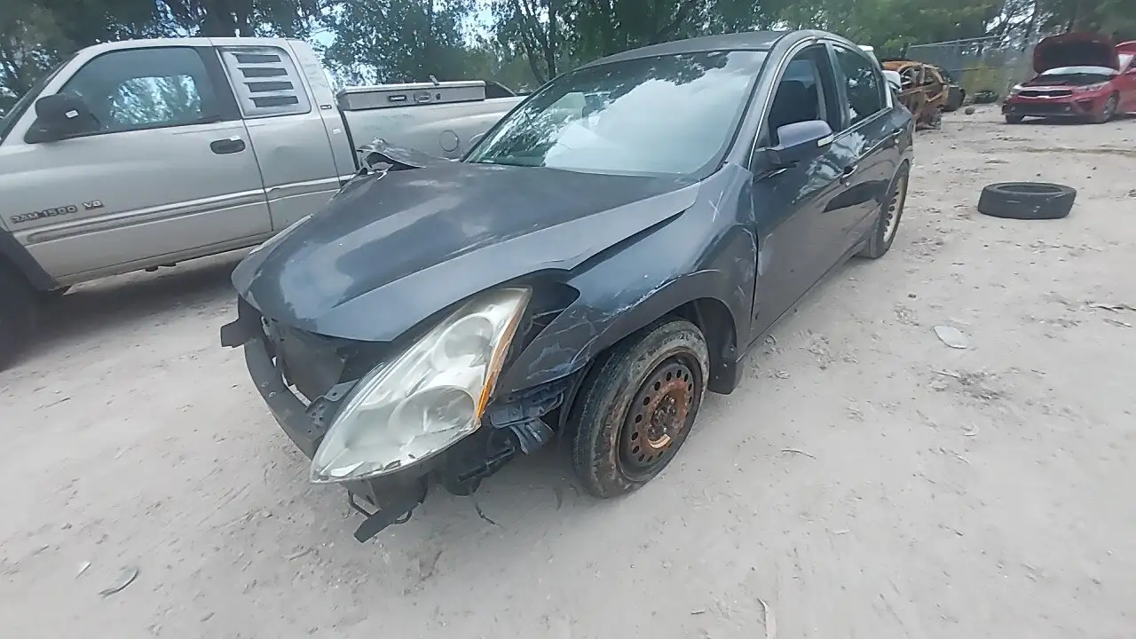 Photo of 2012 Nissan Altima