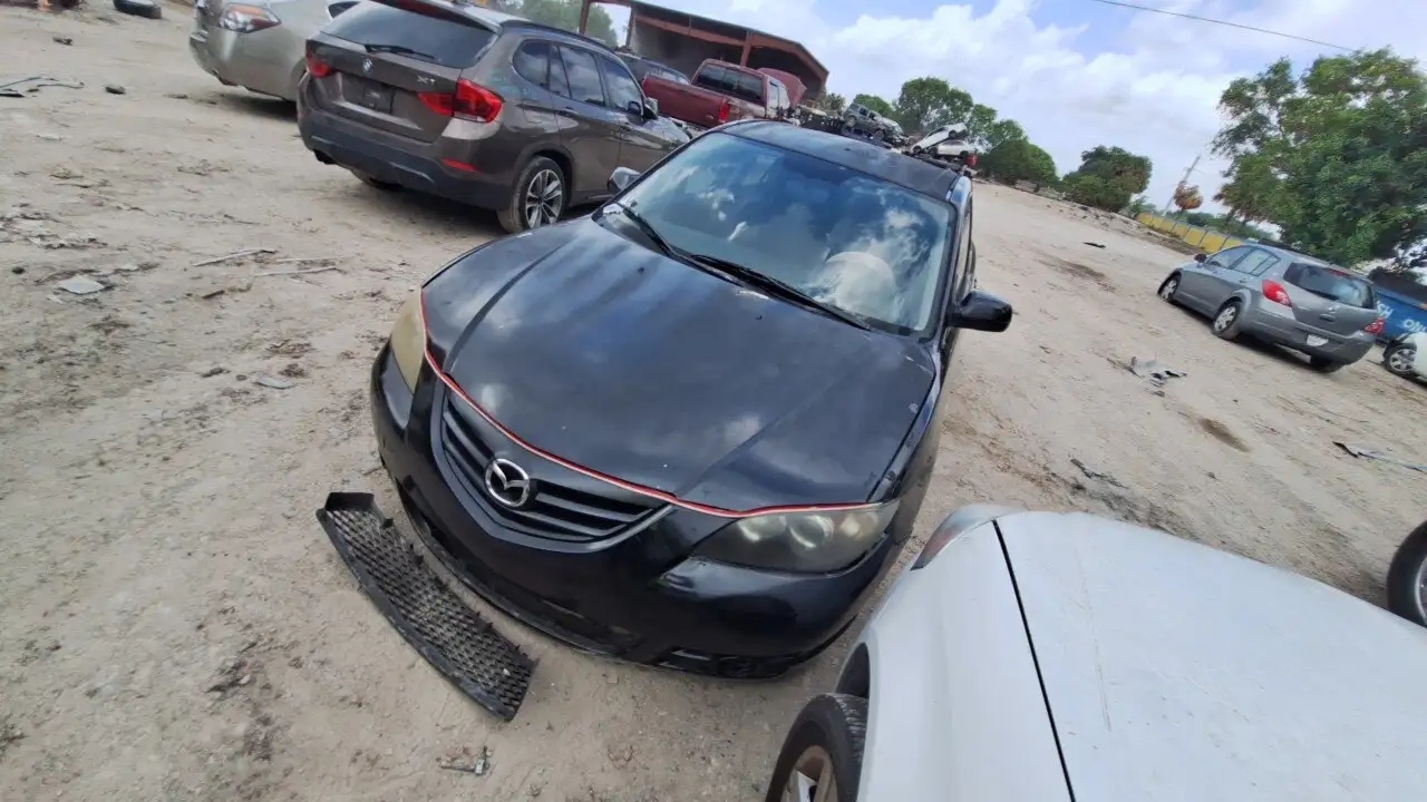 Photo of 2005 Mazda 3