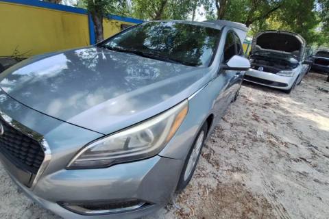 Photo of 2016 Hyundai Sonata