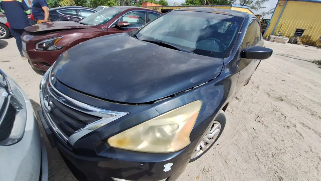 Photo of 2015 Nissan Altima