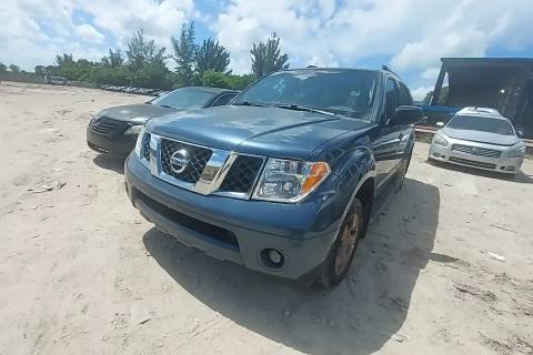 Photo of 2006 Nissan Pathfinder