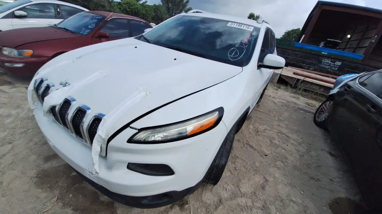 Photo of 2014 Jeep Cherokee