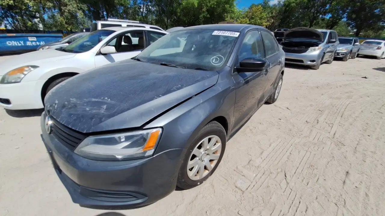 Photo of 2012 Volkswagen Jetta