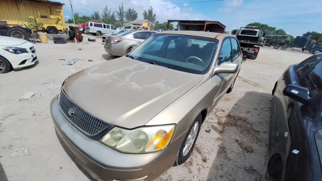 Photo of 2002 Toyota Avalon