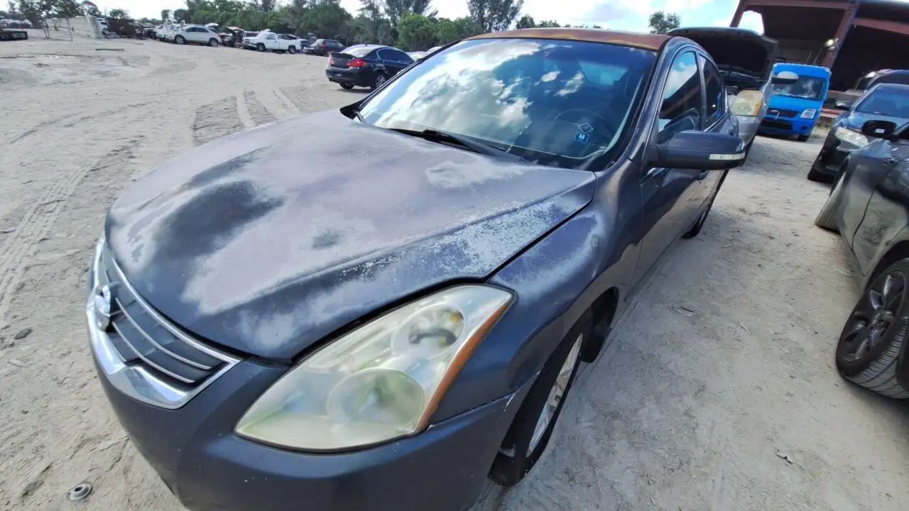 Photo of 2010 Nissan Altima