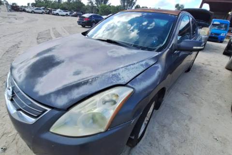 Photo of 2010 Nissan Altima