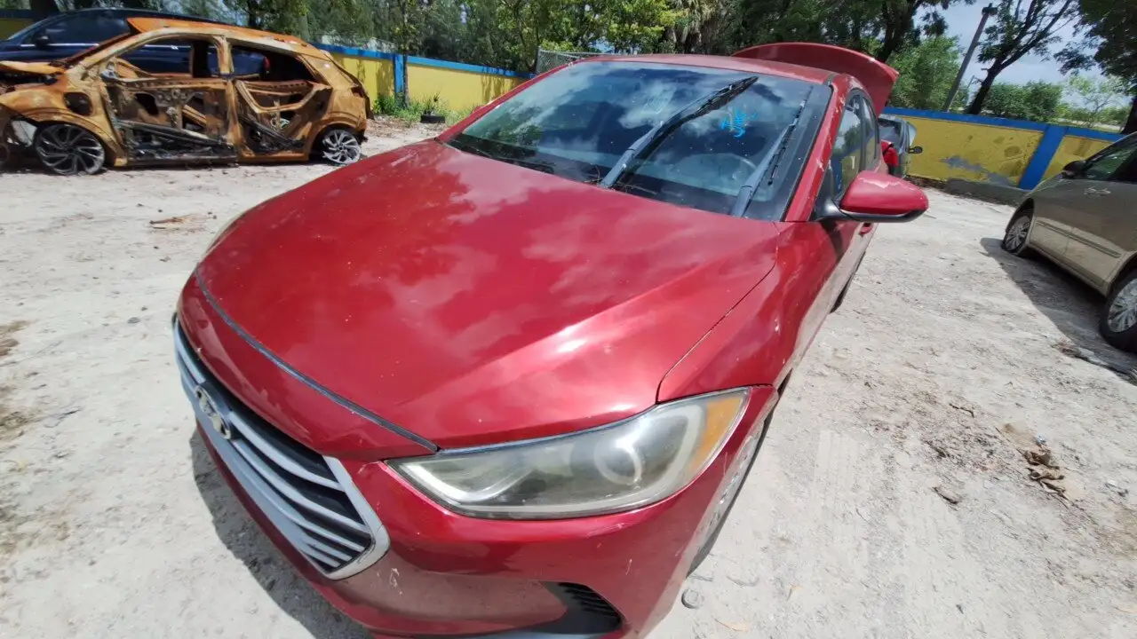 Photo of 2018 Hyundai Elantra