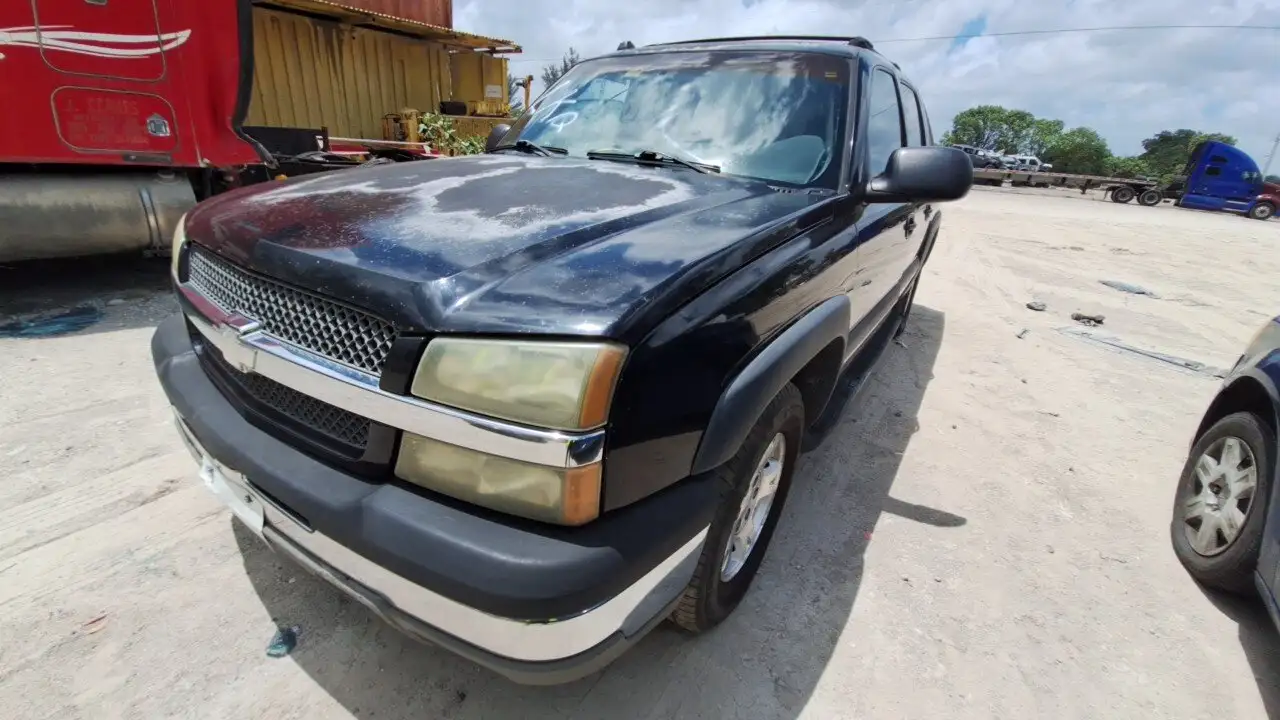 Photo of 2004 Chevrolet Avalanche 1500