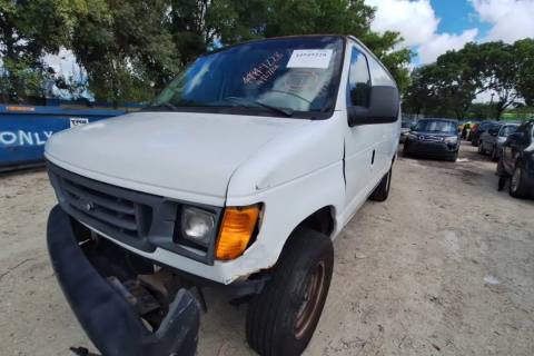 Photo of 2006 Ford E-250