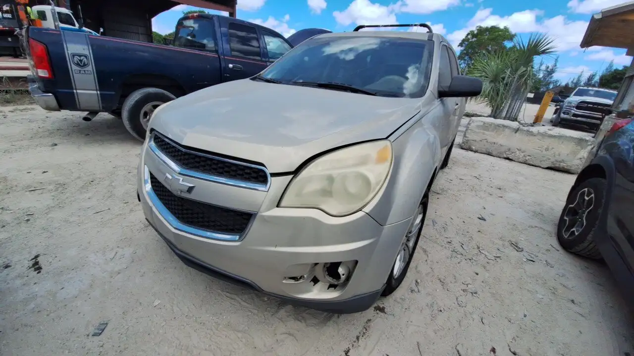 Photo of 2010 Chevrolet Equinox