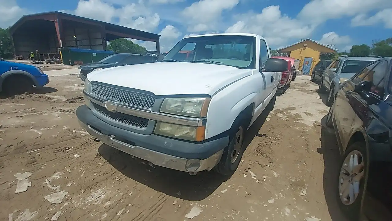 Photo of 2004 Chevrolet Silverado 1500