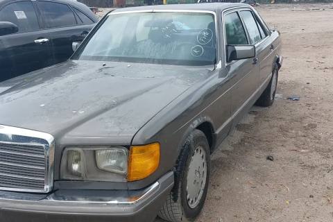 Photo of 1984 Mercedes-Benz 300Td