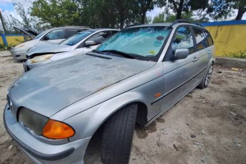 Photo of 2000 Bmw 323I