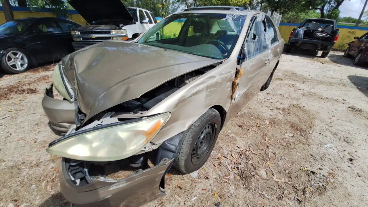 Photo of 2004 Toyota Camry