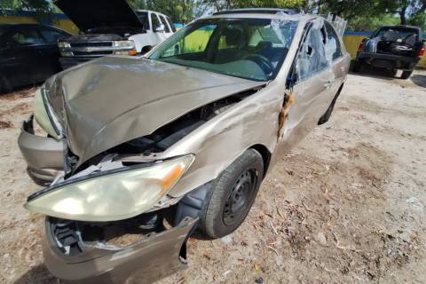 Photo of 2004 Toyota Camry