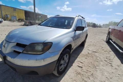 Photo of 2003 Mitsubishi Outlander