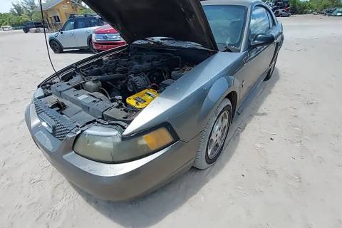 Photo of 2002 Ford Mustang