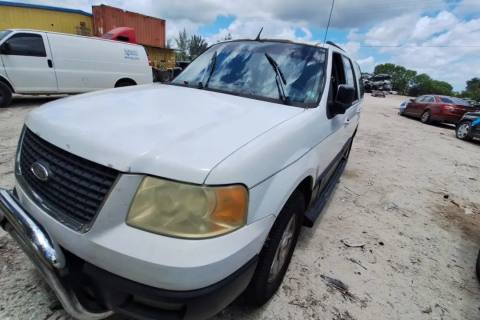 Photo of 2005 Ford Expedition