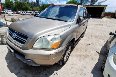 Photo of 2004 Honda Pilot