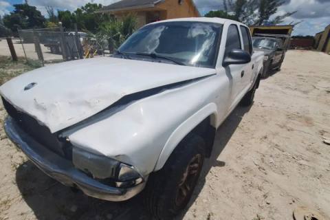 Photo of 2004 Dodge Dakota