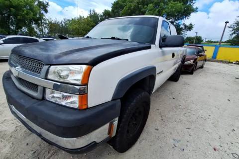 Photo of 2004 Chevrolet Silverado 2500 Hd