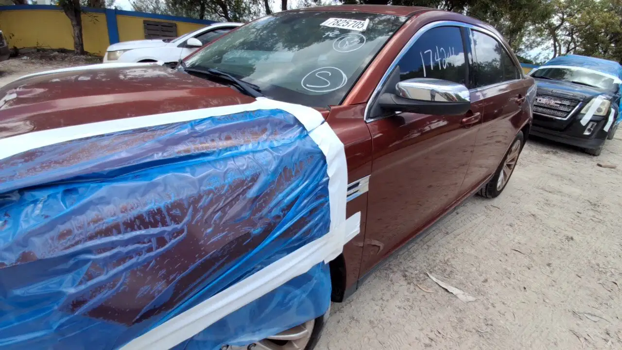 Photo of 2014 Ford Taurus