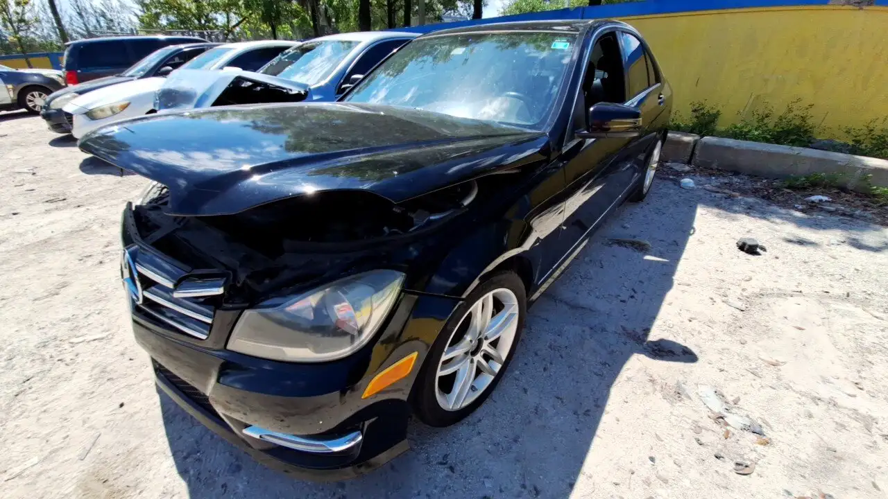 Photo of 2014 Mercedes-Benz C250
