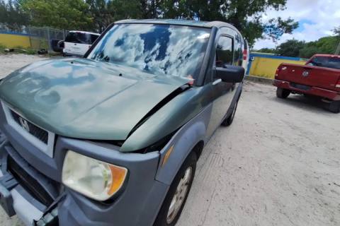 Photo of 2004 Honda Element