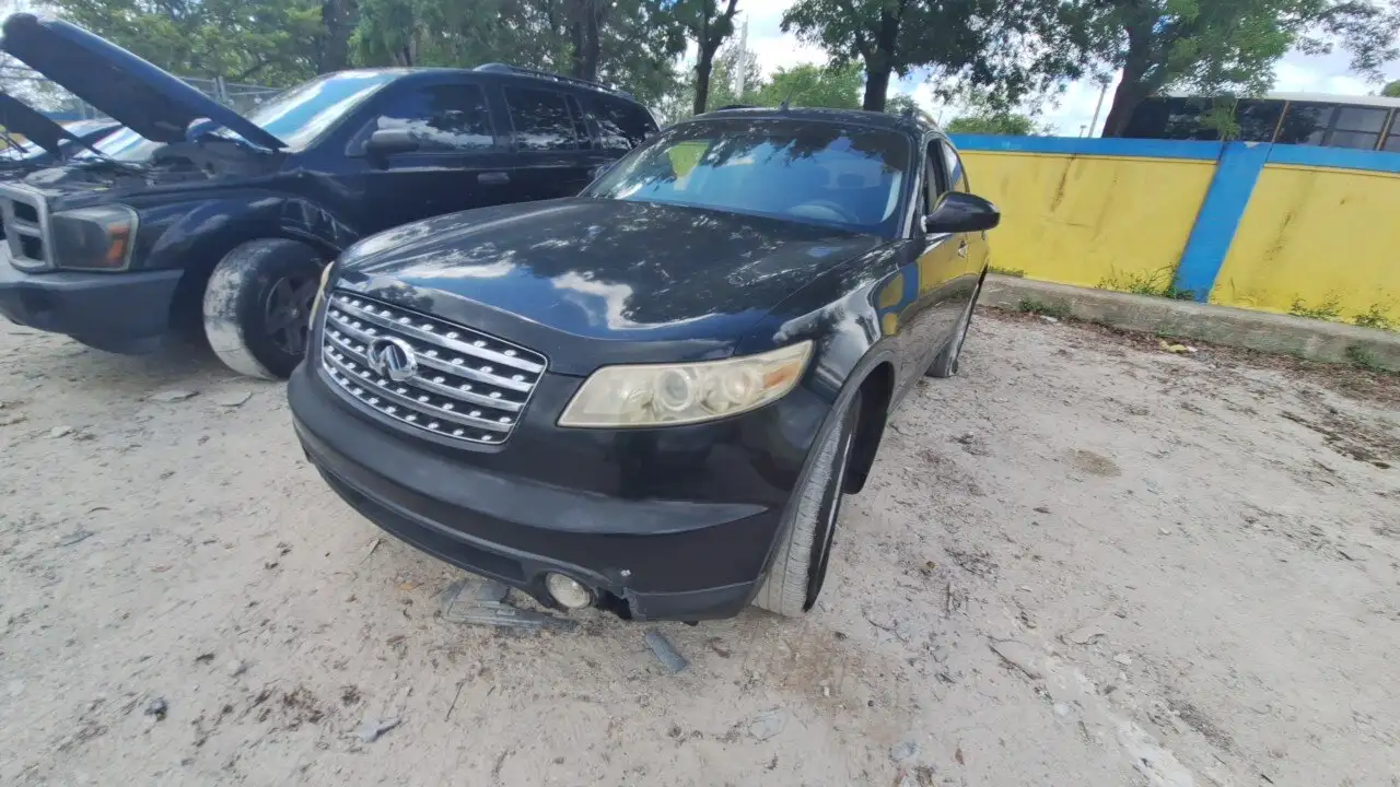 Photo of 2004 Infiniti Fx35